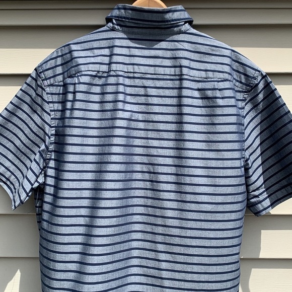 NWOT NAUTICA Classic Fit Vertical Stripe Maritime Navy Short Sleeve Button Down - Picture 13 of 15